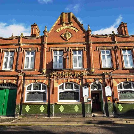 Globe Inn 탬워스 외부 사진