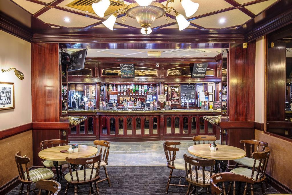Globe Inn 탬워스 외부 사진
