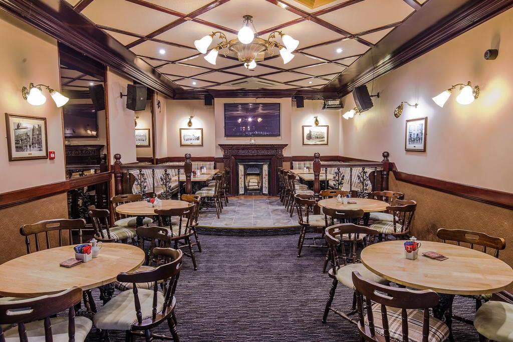 Globe Inn 탬워스 외부 사진